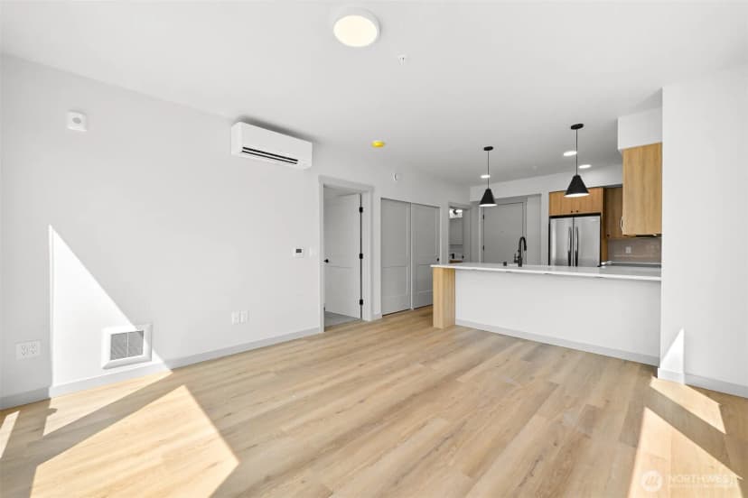 Property photo for 820 N State Street #521, Bellingham photo 5