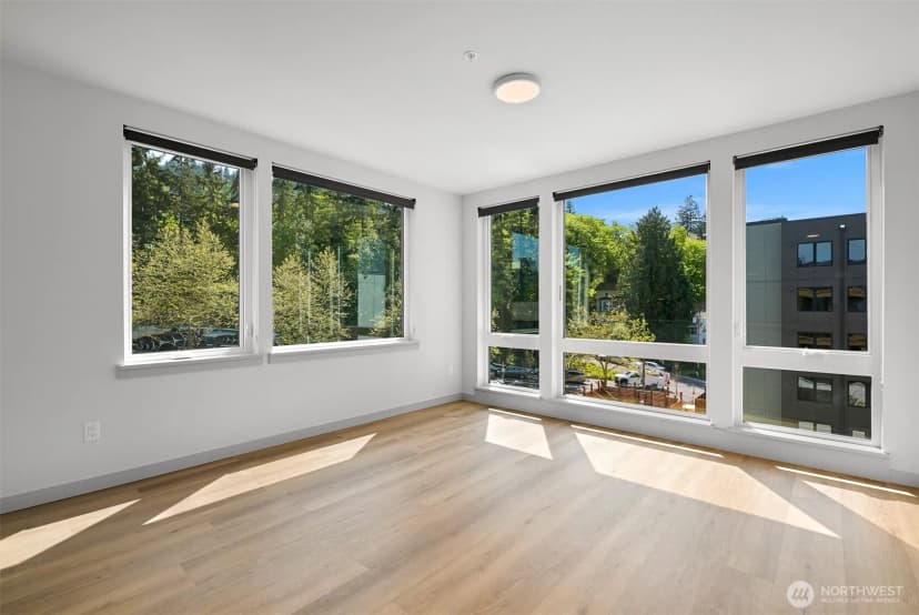 Property photo for 820 N State Street #521, Bellingham photo 3