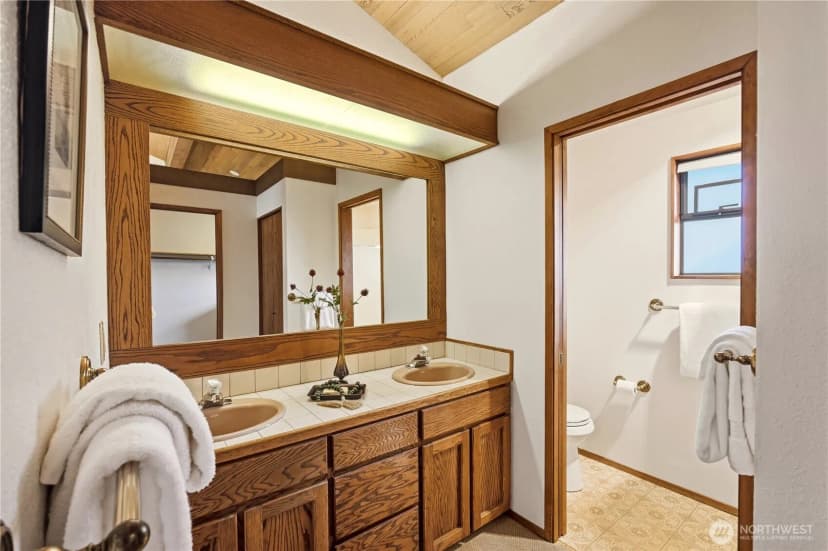 Property photo for 12656 Blakely Place Nw, Seattle photo 19
