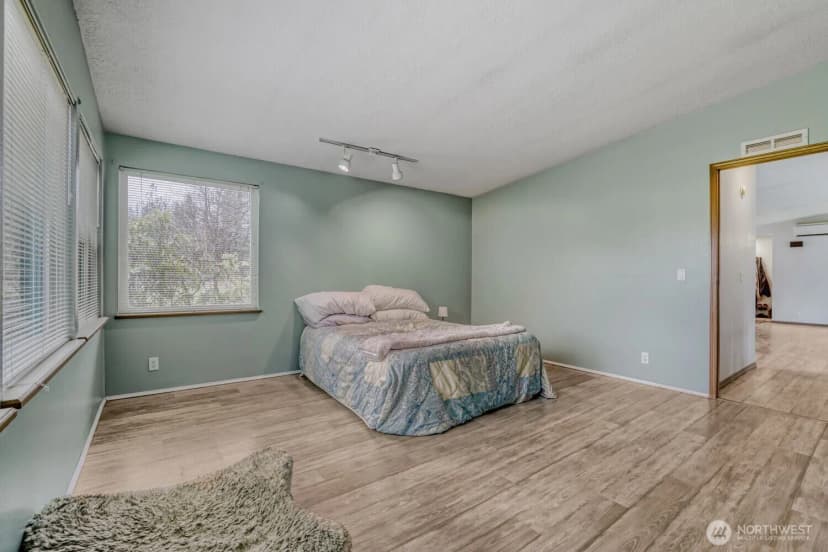 Property photo for 35605 State Route 2, Sultan photo 14