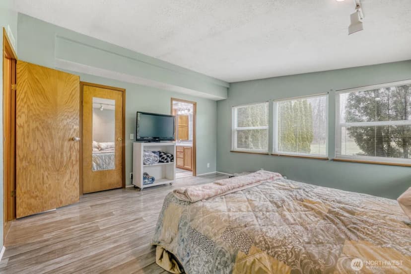 Property photo for 35605 State Route 2, Sultan photo 15