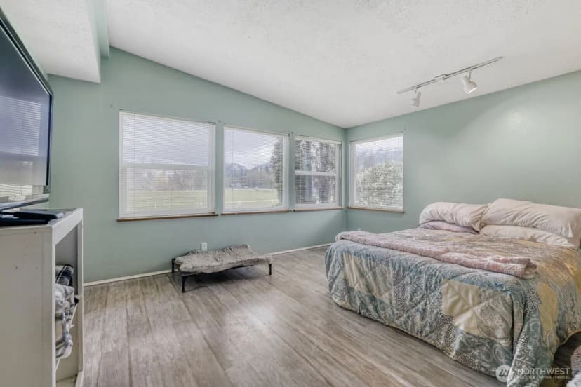 Property photo for 35605 State Route 2, Sultan photo 13