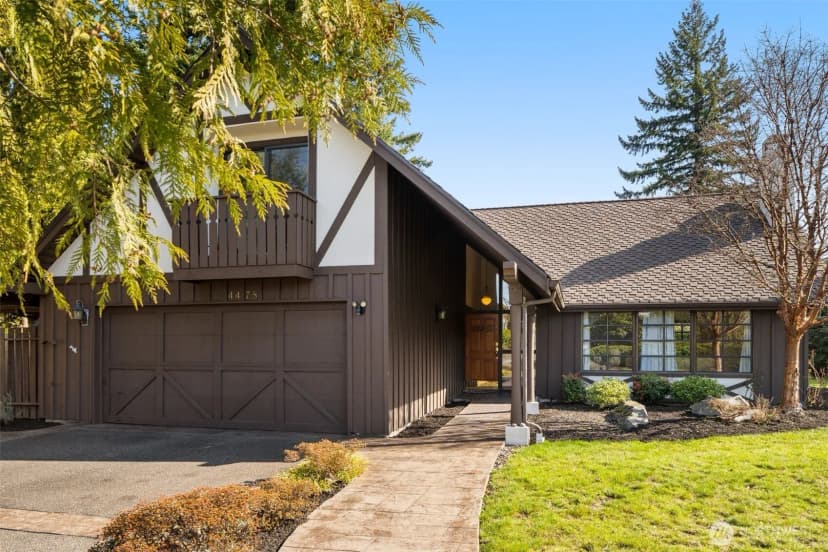 Property photo for 4478 142nd Avenue Se, Bellevue photo 2