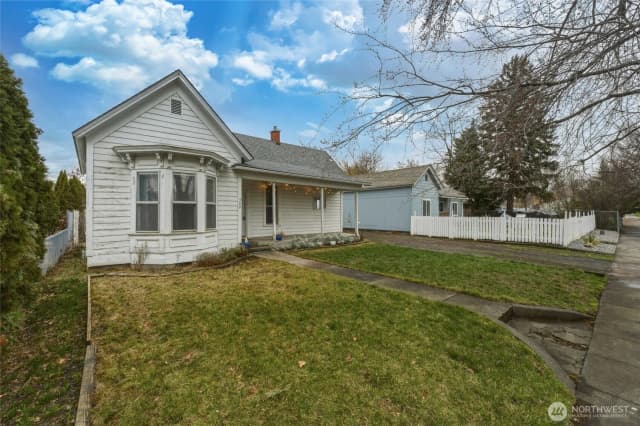 Property photo for 309 E Cherry Street, Walla Walla photo 3
