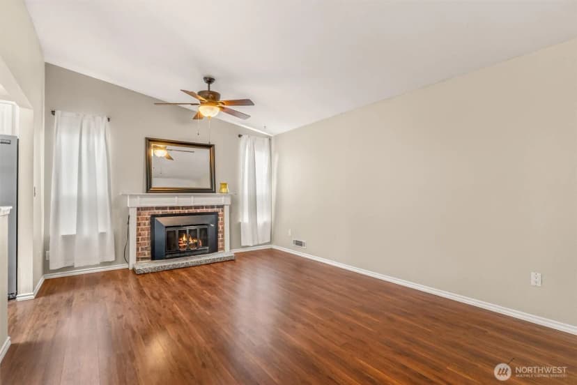 Property photo for 2611 Ne 23rd Place, Renton photo 9