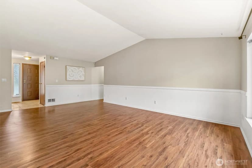 Property photo for 2611 Ne 23rd Place, Renton photo 7