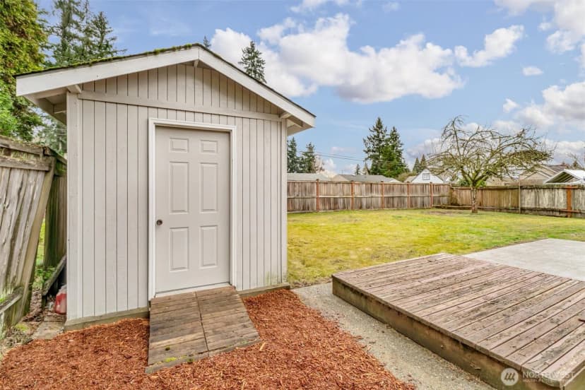 Property photo for 2611 Ne 23rd Place, Renton photo 26
