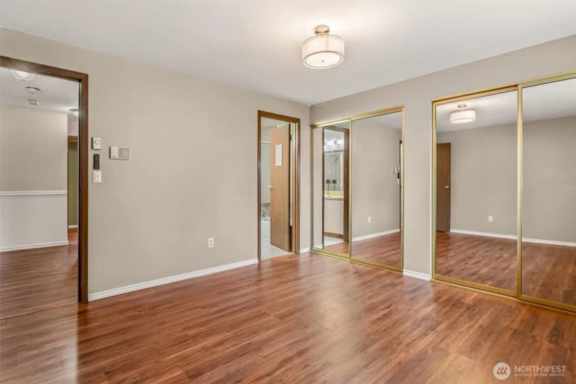 Property photo for 2611 Ne 23rd Place, Renton photo 16