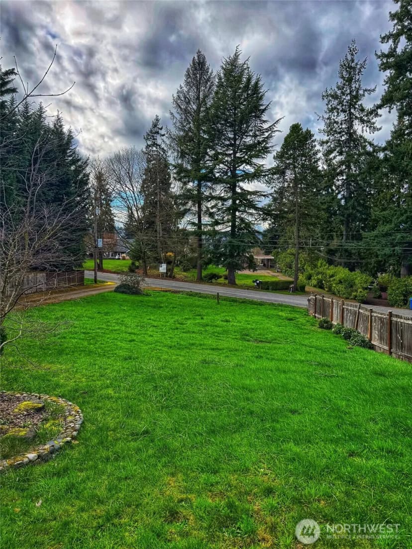 Property photo for 3562 120th Avenue Se, Bellevue photo 11