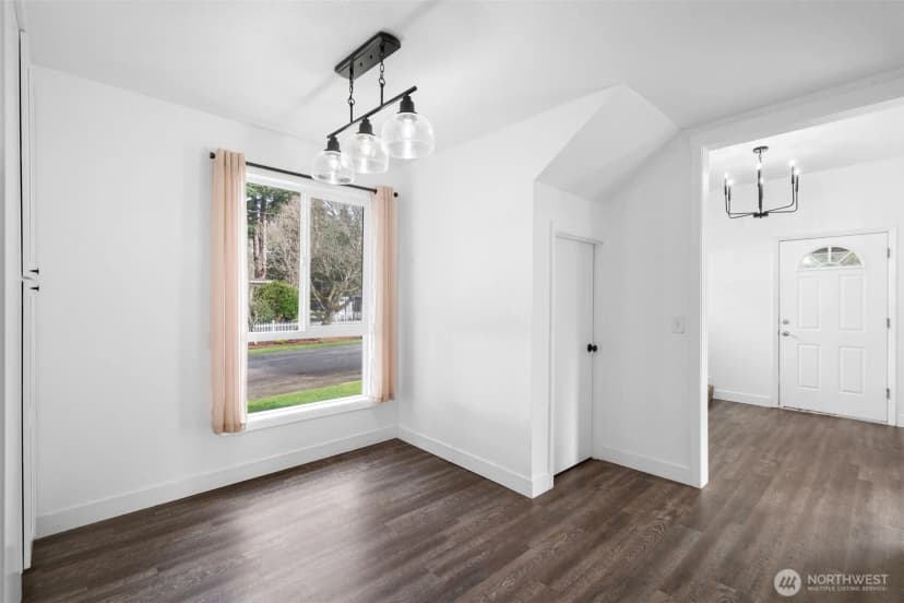 Property photo for 713 N Main Avenue, Ridgefield photo 15