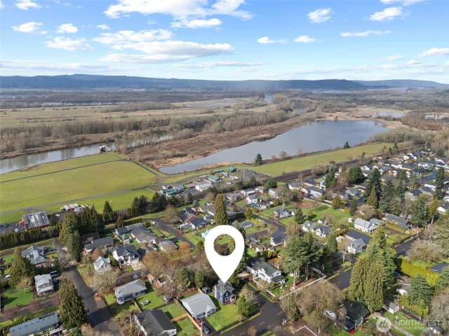 Property photo for 713 N Main Avenue, Ridgefield photo 4