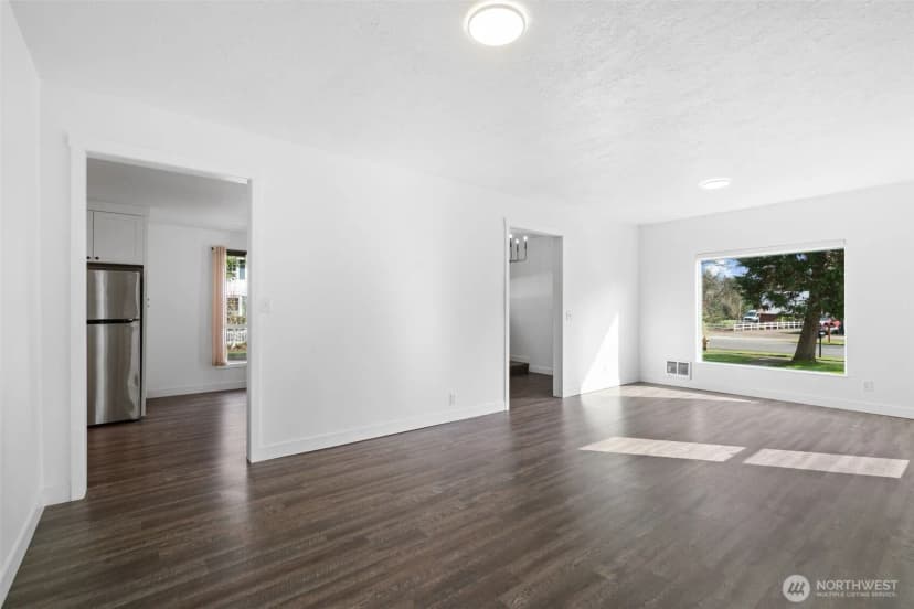 Property photo for 713 N Main Avenue, Ridgefield photo 12