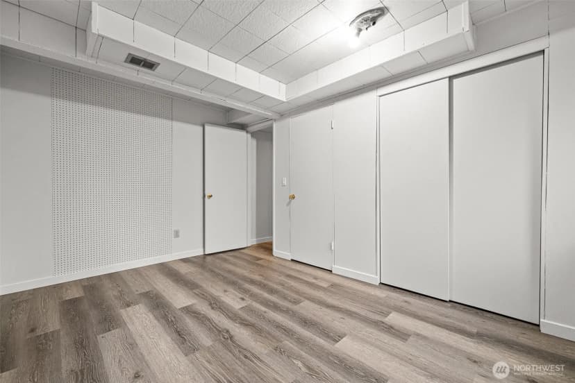 Property photo for 105 Sw 129th Street, Burien photo 29