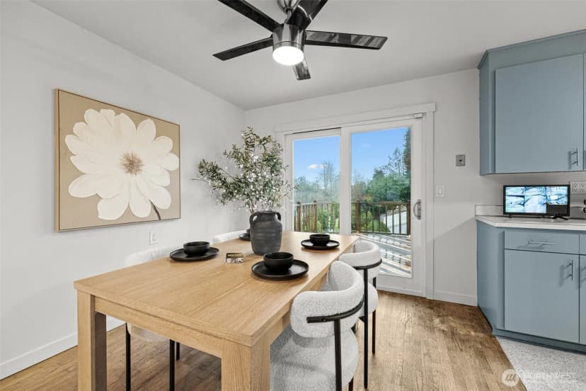 Property photo for 105 Sw 129th Street, Burien photo 8