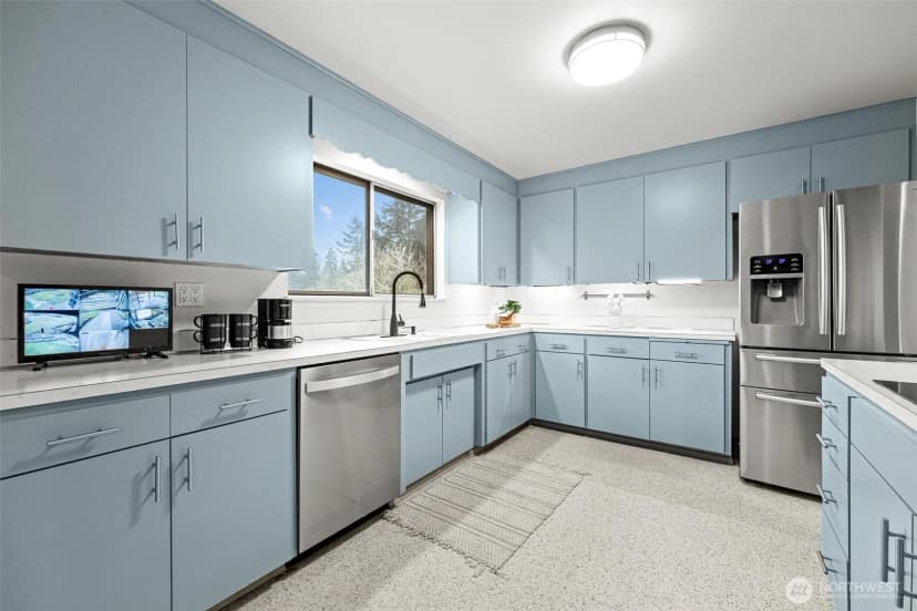 Property photo for 105 Sw 129th Street, Burien photo 10
