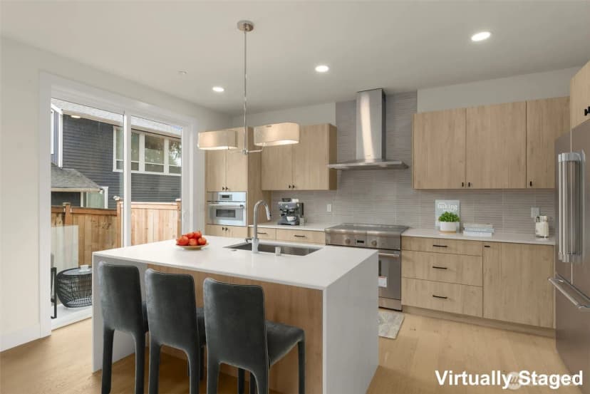 Property photo for 11417 Ne 91st Street, Kirkland photo 12