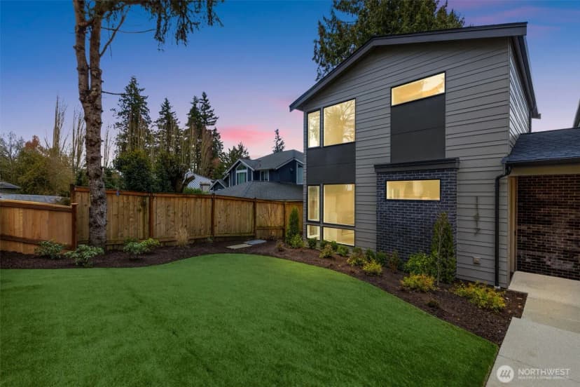 Property photo for 11417 Ne 91st Street, Kirkland