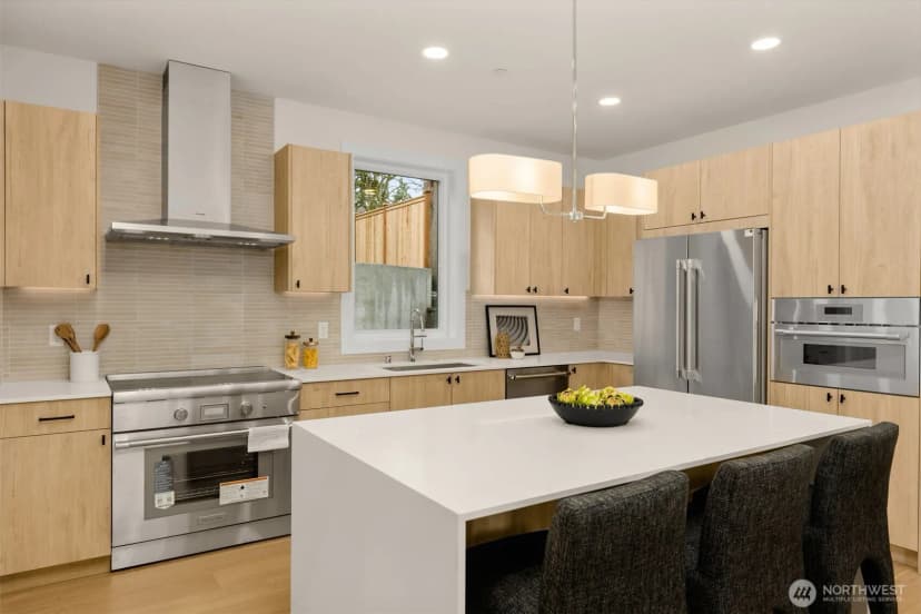 Property photo for 11413 Ne 91st Street, Kirkland photo 14