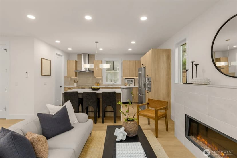 Property photo for 11413 Ne 91st Street, Kirkland photo 8