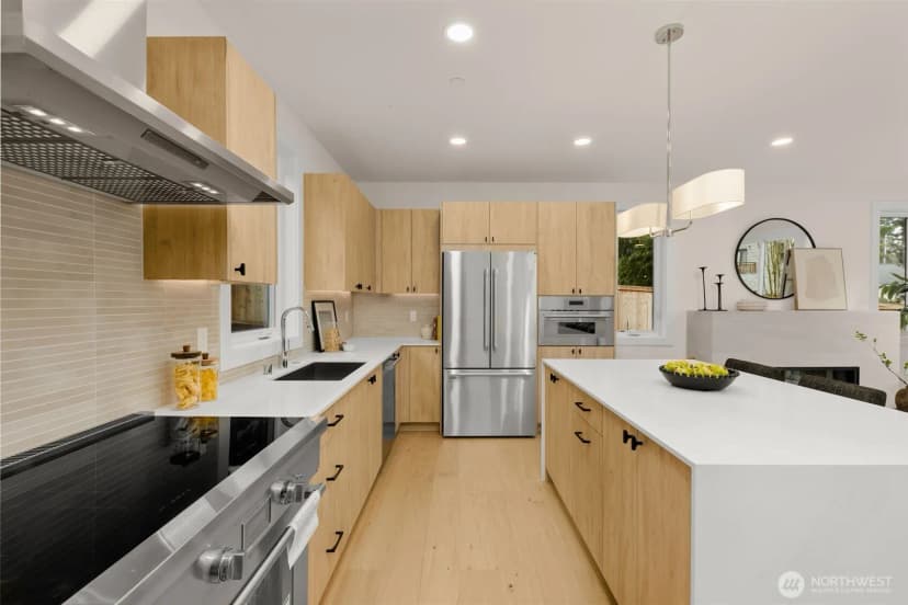 Property photo for 11413 Ne 91st Street, Kirkland photo 15