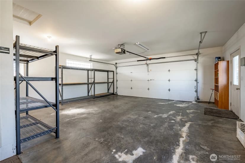 Property photo for 8024 Chinook Way, Blaine photo 38