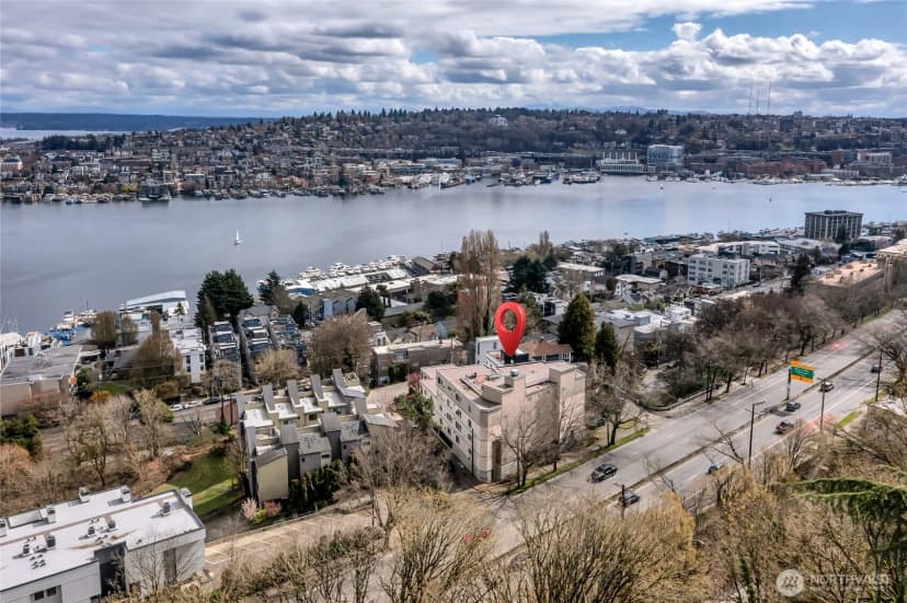 Property photo for 559 Mcgraw Street #201, Seattle photo 28