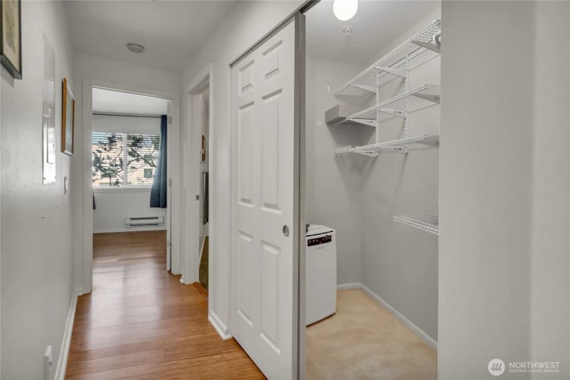 Property photo for 559 Mcgraw Street #201, Seattle photo 14