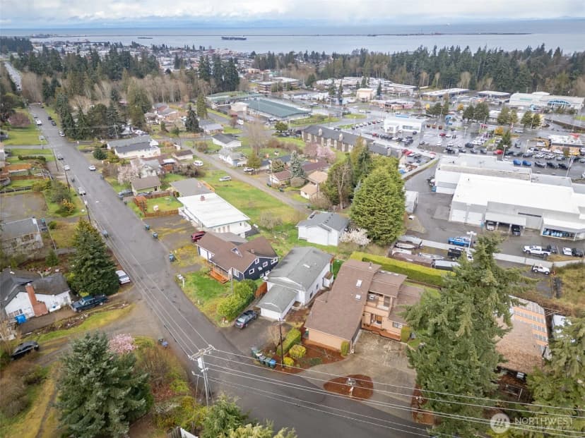 Property photo for 1813 E 3rd Street, Port Angeles photo 38