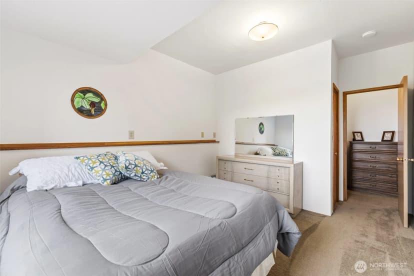 Property photo for 1813 E 3rd Street, Port Angeles photo 31
