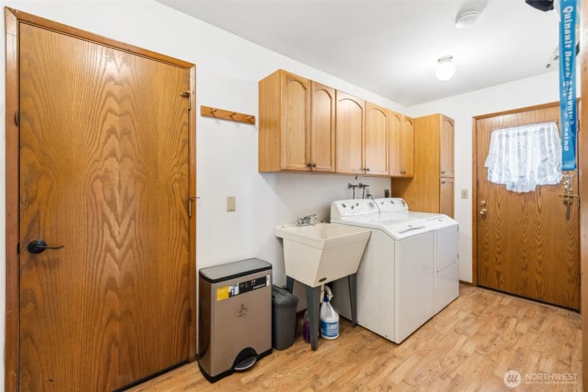 Property photo for 1813 E 3rd Street, Port Angeles photo 13