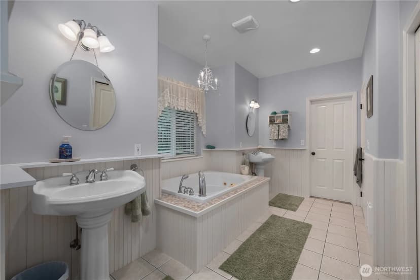 Property photo for 80 E Sea Breeze Lane, Shelton photo 17