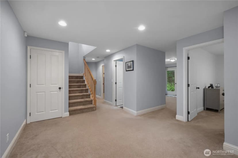 Property photo for 80 E Sea Breeze Lane, Shelton photo 22