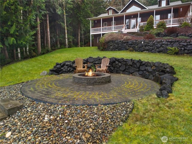 Property photo for 80 E Sea Breeze Lane, Shelton photo 3