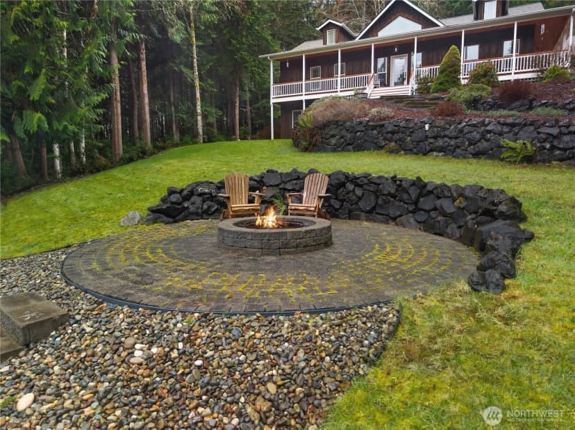 Property photo for 80 E Sea Breeze Lane, Shelton photo 3