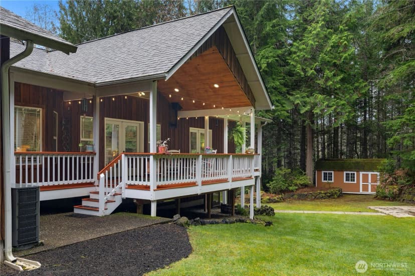 Property photo for 80 E Sea Breeze Lane, Shelton photo 29