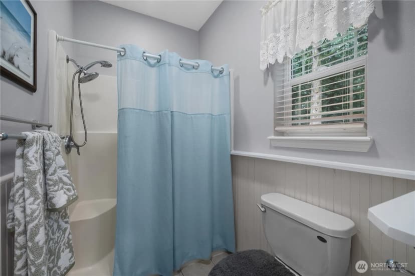 Property photo for 80 E Sea Breeze Lane, Shelton photo 18