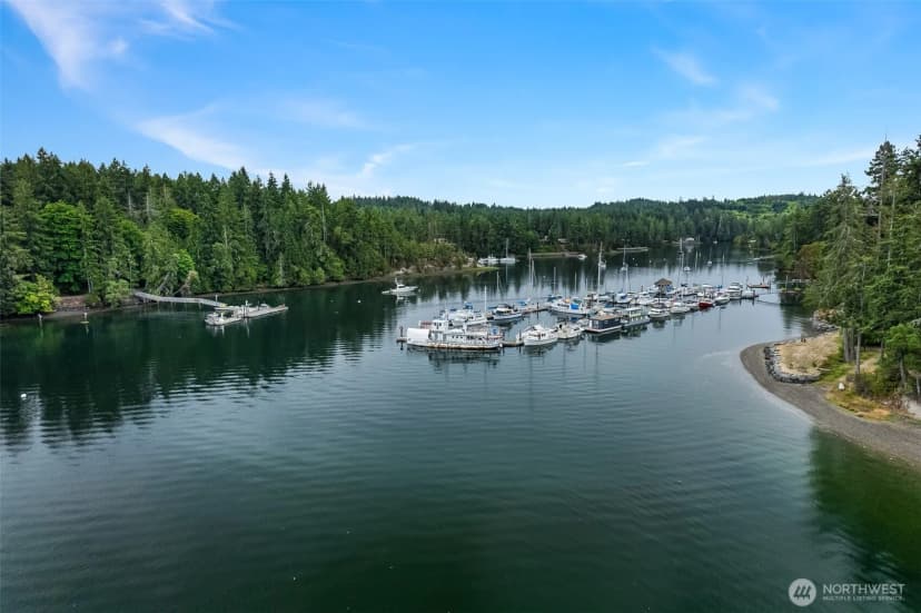 Property photo for 80 E Sea Breeze Lane, Shelton photo 40