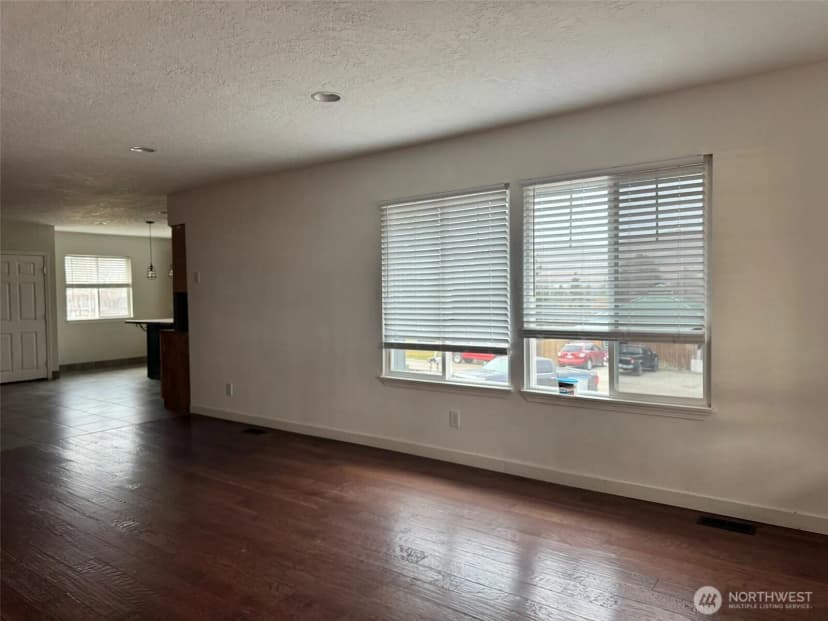 Property photo for 21 Orchard Loop Road N, Tonasket photo 10