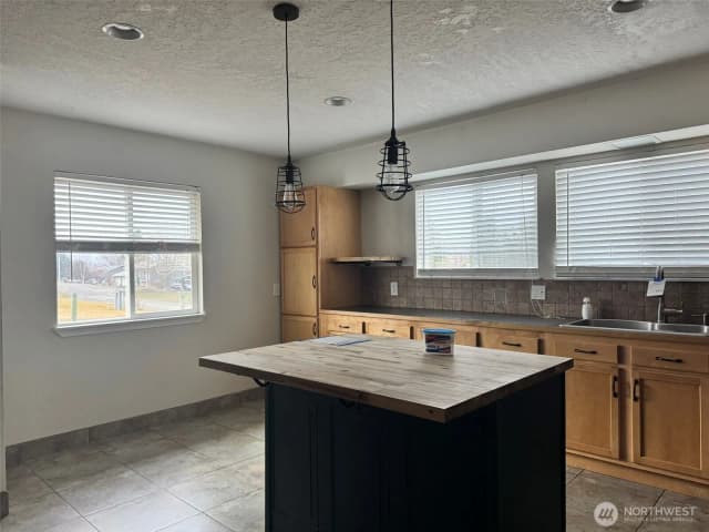 Property photo for 21 Orchard Loop Road N, Tonasket photo 5