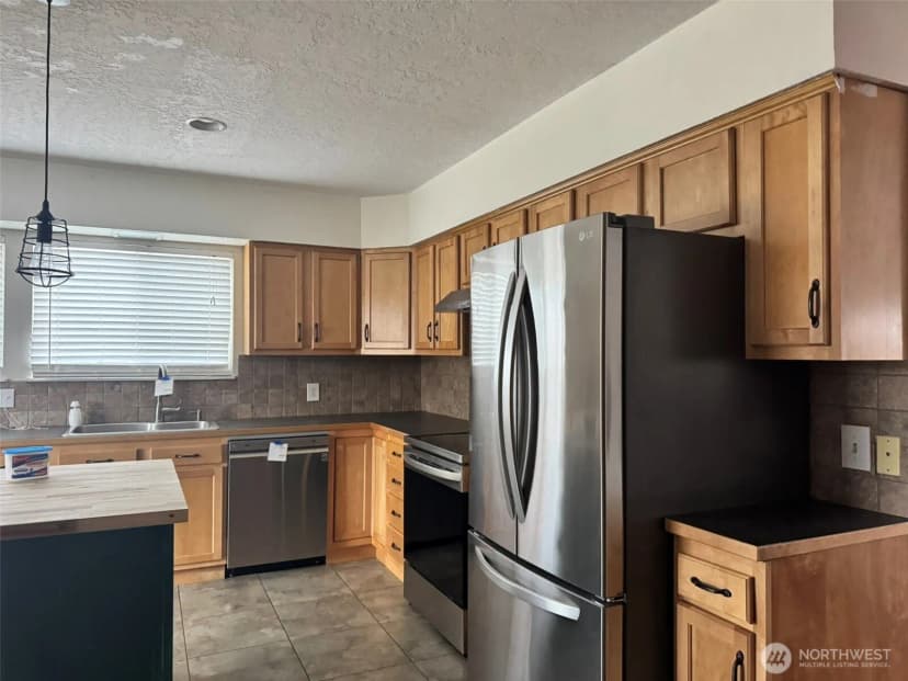 Property photo for 21 Orchard Loop Road N, Tonasket photo 3