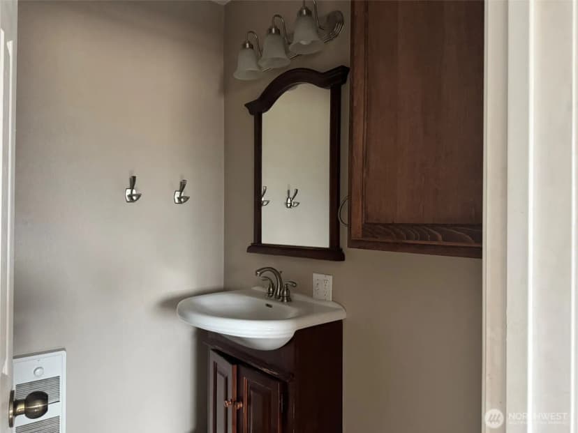 Property photo for 21 Orchard Loop Road N, Tonasket photo 19