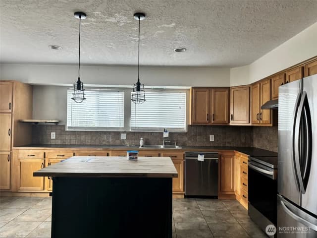 Property photo for 21 Orchard Loop Road N, Tonasket photo 4