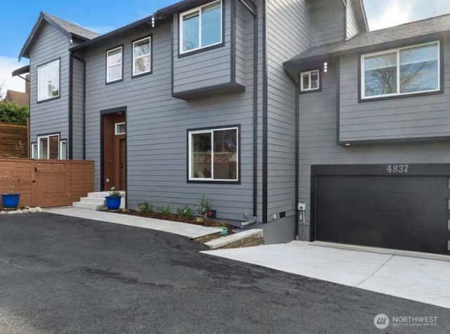 Property photo for 4837 S Holly Street, Seattle photo 3