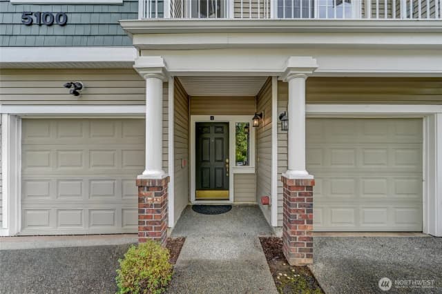 Property photo for 5100 Talbot Place S #b, Renton photo 2