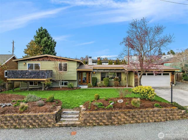 Property photo for 2416 Nw 198th Street, Shoreline photo 2