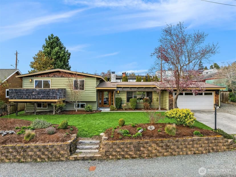 Property photo for 2416 Nw 198th Street, Shoreline photo 2