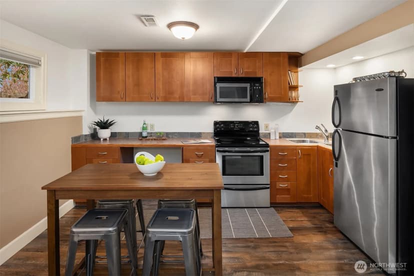 Property photo for 2416 Nw 198th Street, Shoreline photo 19