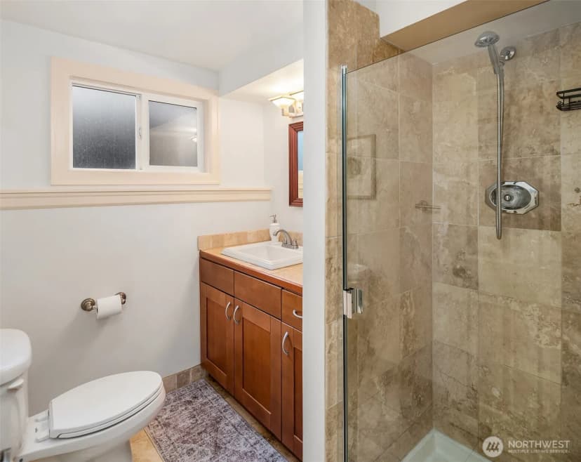 Property photo for 2416 Nw 198th Street, Shoreline photo 21