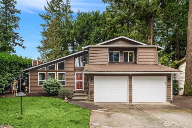 Property photo for 17649 152nd Place Se, Renton, Washington 98058