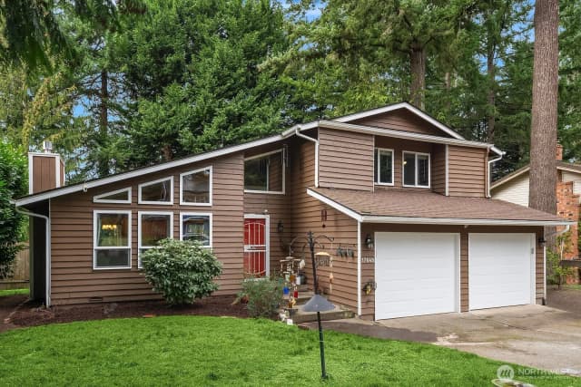 Property photo for 17649 152nd Place Se, Renton photo 2
